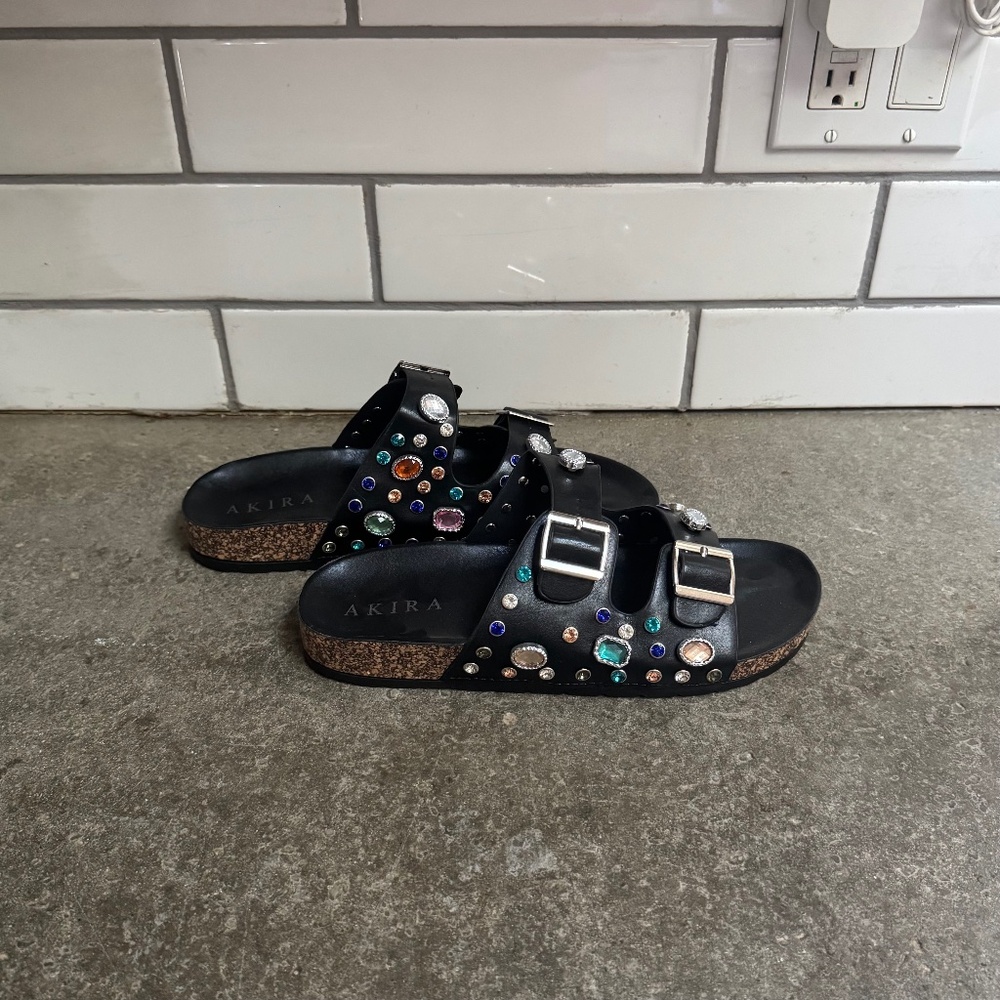 Azalea Wang Bayleaves Sandals